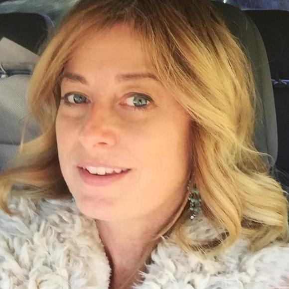 Meet your Posher, Lisa - Picture 1 of 1